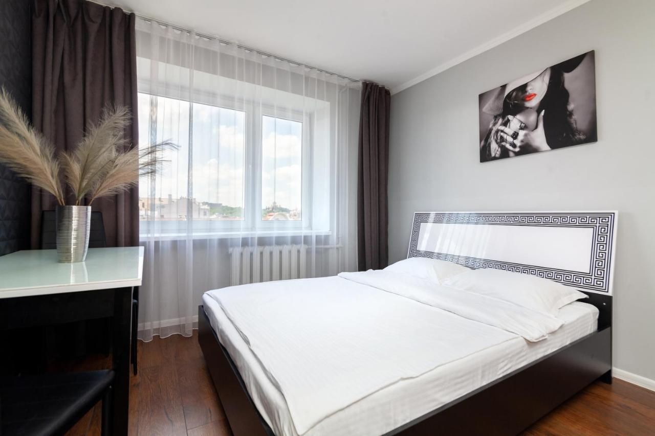 Leogrand Apartments On Svobody Λβιβ Εξωτερικό φωτογραφία
