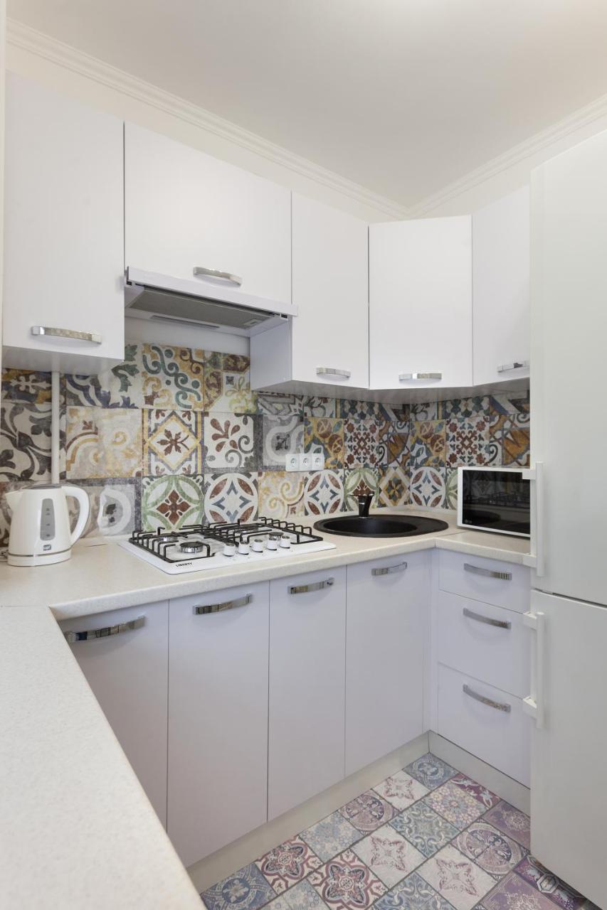 Leogrand Apartments On Svobody Λβιβ Εξωτερικό φωτογραφία
